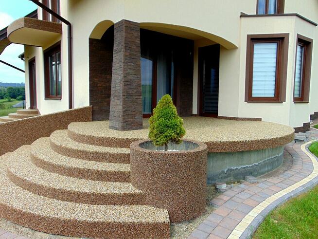 Kamienny dywan, posadzki żywiczne na taras, schody, balkon