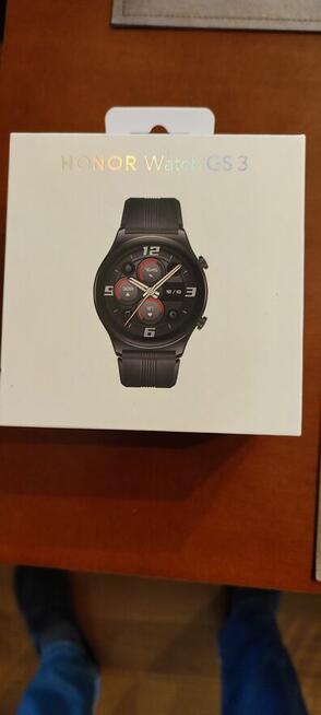 Smartfon Honor 90 , smartwatch Honor GS 3
