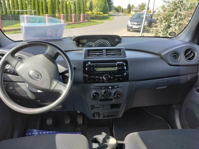 Daihatsu Materia 1.3 benzyna 2009 r. 182 tys. km