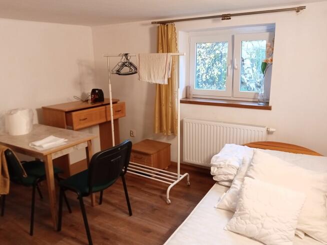 Busko Zdrój. Wynajem pokoi i pracowniczych na dłuższy okres.