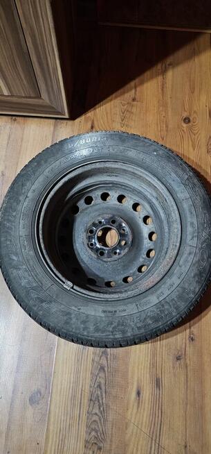 Opona z felgą