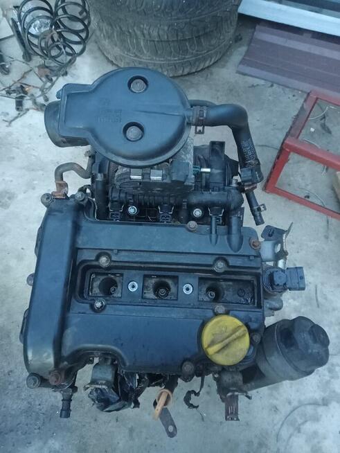 Silnik corsa c 1.0xe na części