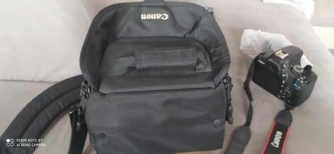 Aparat Canon stan idealny.