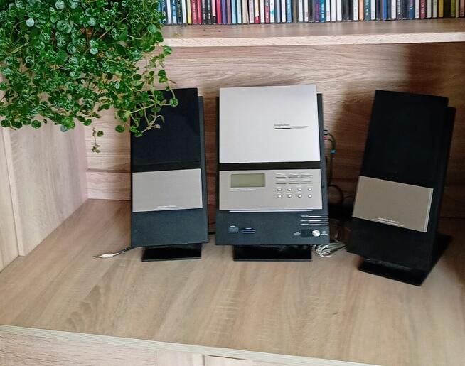 Radio z kolumnami ,budzikiemi CD