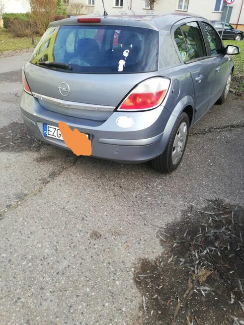 Sprzedam Astrę H 1.6 2004r 105km