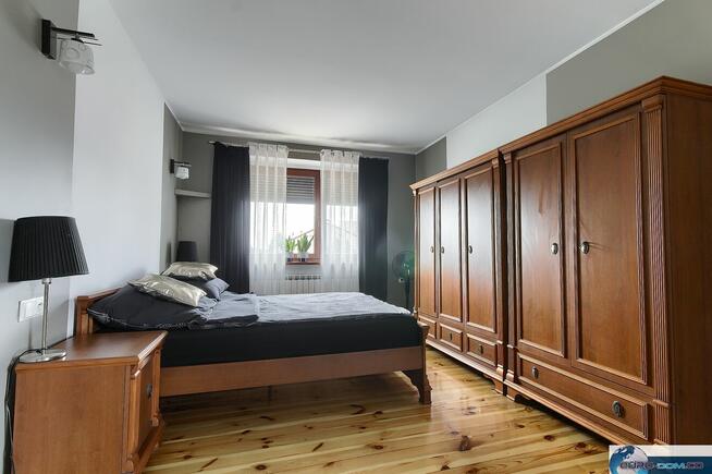 PRZESTRONNY DOM|POŚWIĘTNO | 6 POKOI