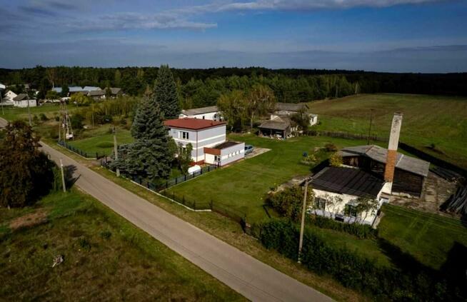 Duży dom z garażem w Błędnicy, gm. Małkinia Górna