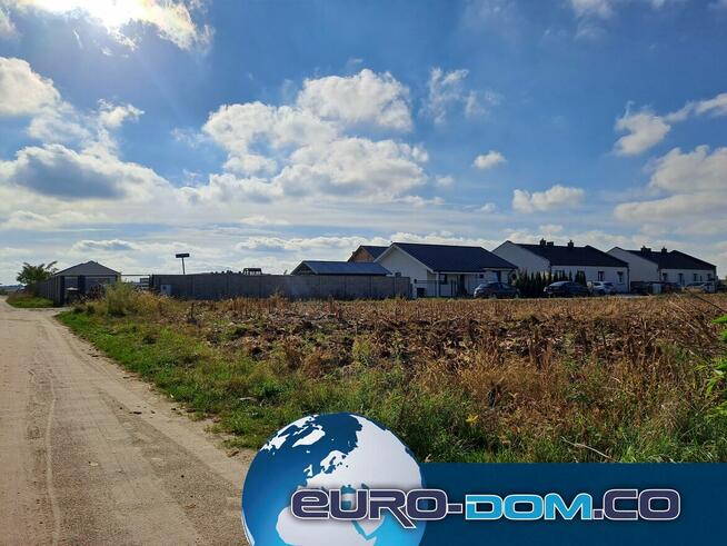 DZIAŁKA BUDOWLANA - NOWE OBORZYSKA - 815m2