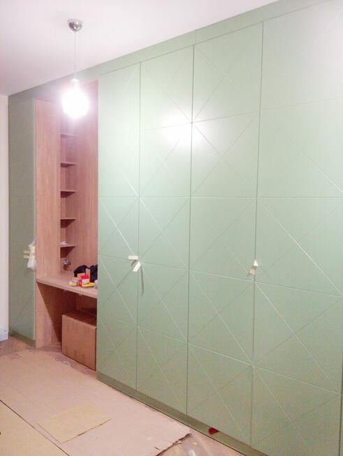 Meble na wymiar, szafy, drzwi przesuwne