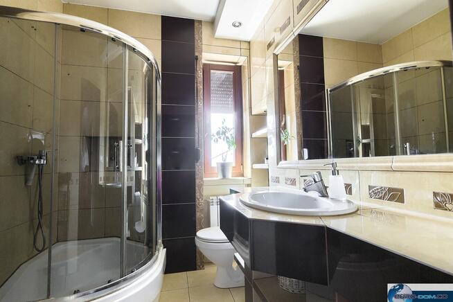 PRZESTRONNY DOM|POŚWIĘTNO | 6 POKOI