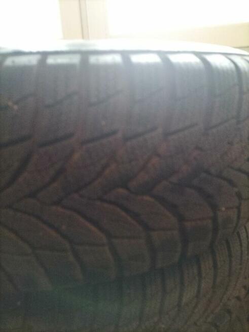 Sprzedam komplet kół i opon 215/65/16