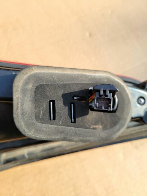 Lampa tył audi sq5 q5 litf 8r USA