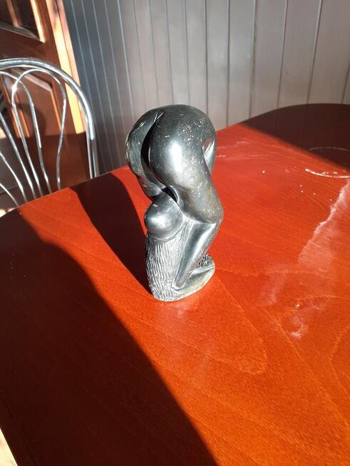 Sprzedam figurkę z bazaltu