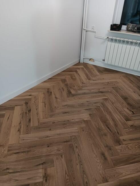 Schody drewniane barierki wyrób montaż