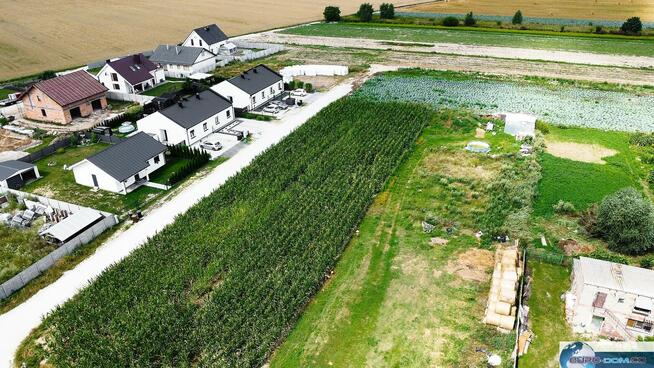 DZIAŁKA BUDOWLANA - NOWE OBORZYSKA - 815m2