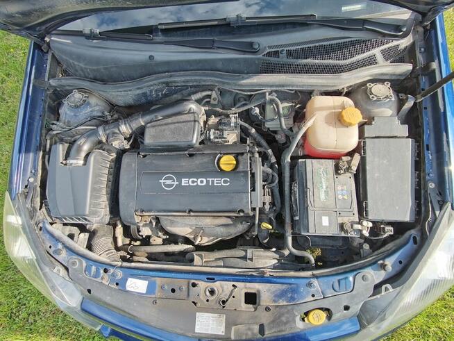 Opel Astra 1.6 benzyna manual bezwypadkowy 2005