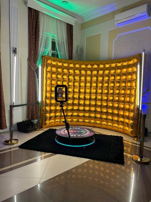 Fotobudka 360. Ciężki Dym. Pirobanery. Love, Miłość