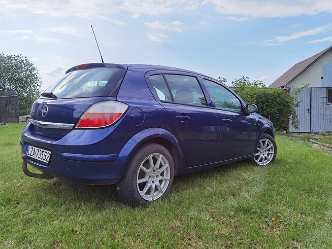 Opel Astra 1.6 benzyna manual bezwypadkowy 2005