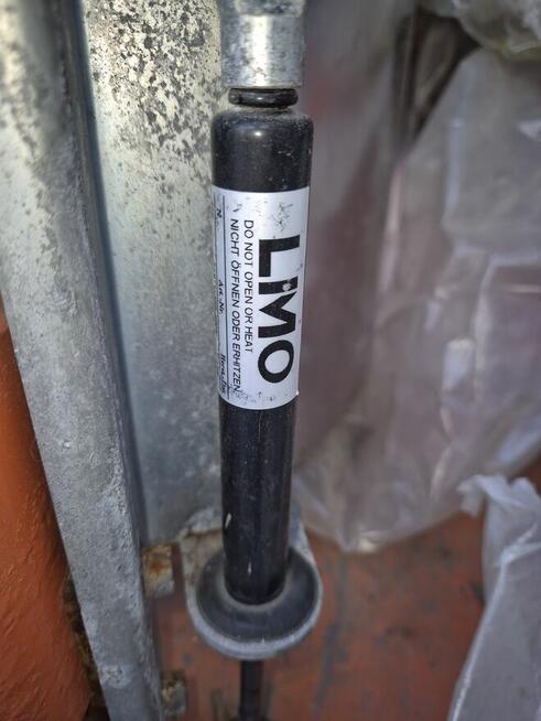 Belownica do odpadów Orwak 5030 – Prasowanie kartonów i foli