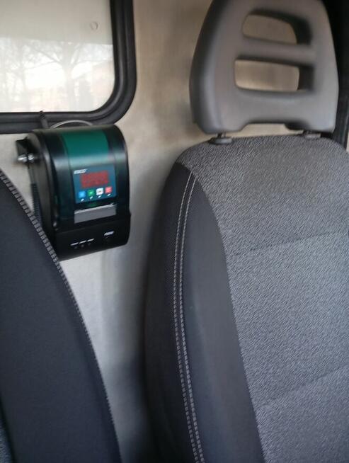 Sprzedam busa chłodnia izoterma L3H2 Chłodnia - grzanie