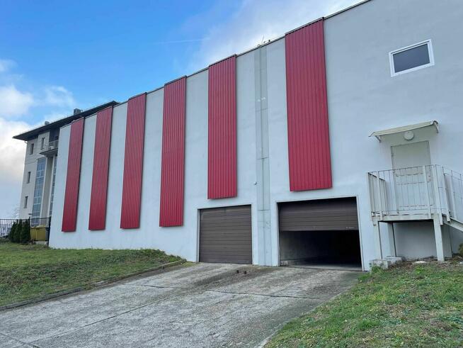 Garaż w budynku 3-poziomowym do wynajęcia