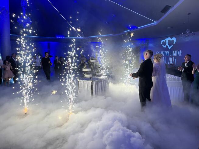 Fotobudka 360. Ciężki Dym. Fontanny Iskier