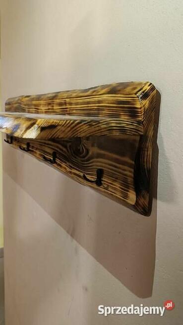 Wieszak na ubrania ścienny 80 cm opalane drewno lakierowane