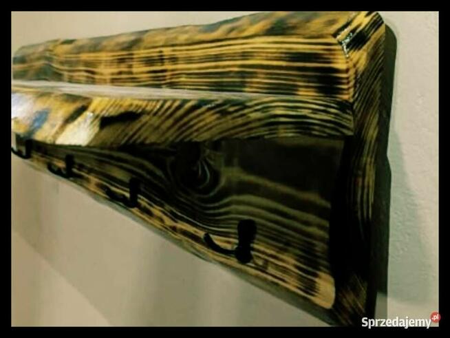 Wieszak na ubrania ścienny 80 cm opalane drewno lakierowane