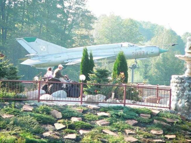 Rakieta, zbiornik MIG-21, ekspozycja, pływak do katamarana