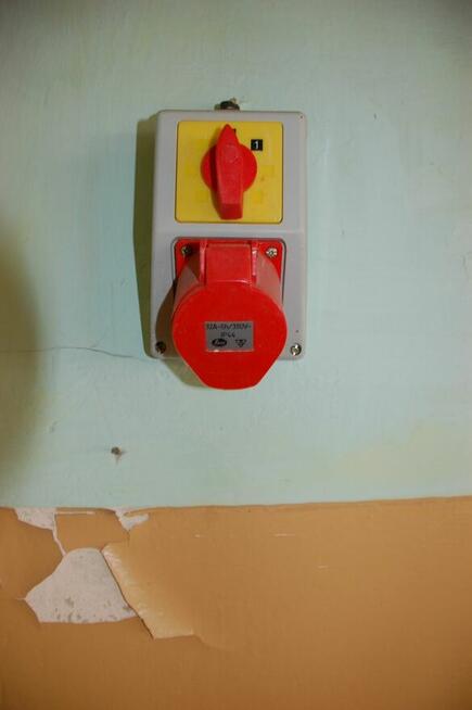 Nieruchomość z dobrym dojazdem pełna własność