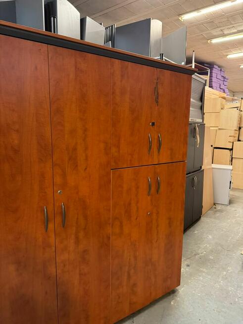 Zestaw mebli biurowych szafki biurowe do biur domu hotel