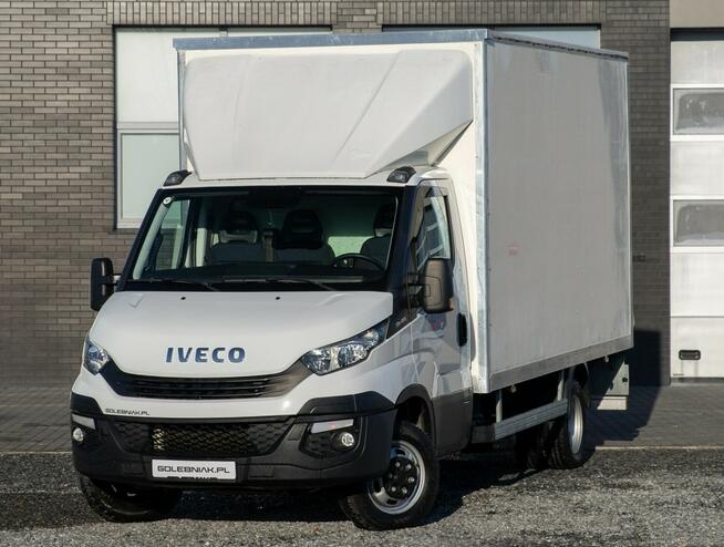 Iveco Daily 35C15 3.0 150 KM KONTENER + WINDA 750kg *KOŁA BLIŹNIAKI* UDT w cenie