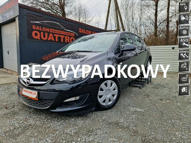 Opel Astra Serwis.  Navigacja. Grzane fotele +Kierownica