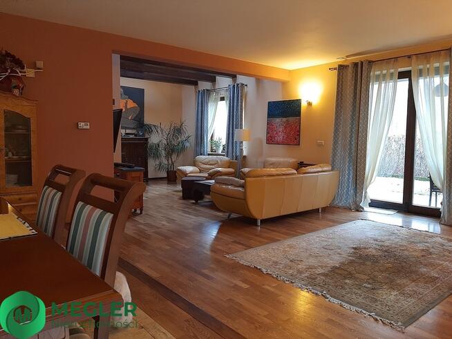 Klimatyczny dom niedaleko zalewu w Komorowie