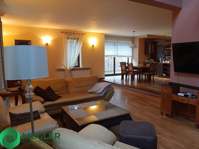 Klimatyczny dom niedaleko zalewu w Komorowie