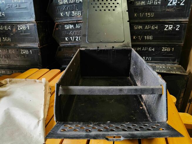 Skrzynka stalowa magazynowa, warsztatowa, 37 l, 550x340x200