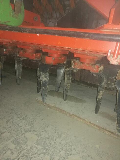 Agregat uprawowo siewny