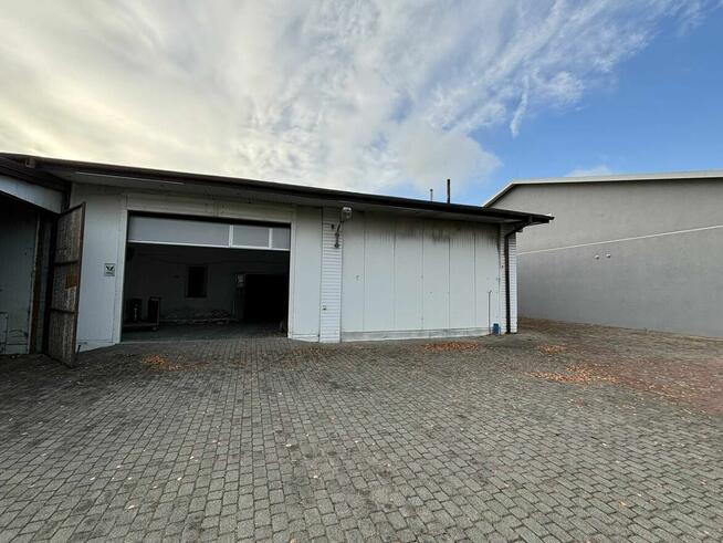 Duży lokal po stolarni z podjazdem dla TIR