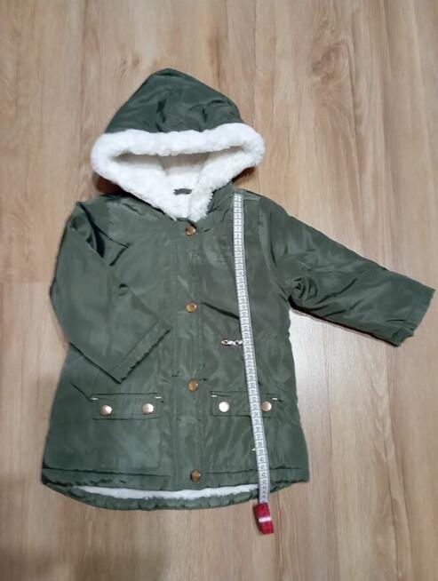 b. ciepła kurtka zimowa dziecięca SMYK w rozm. 92