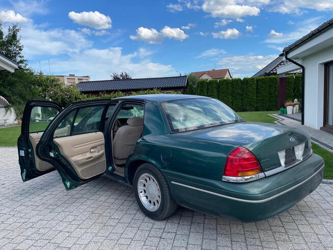 Ford Crown Victoria 4.6 LTD LX