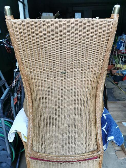 Dwa krzesła do jadalni na taras Lloyd Loom Rattan