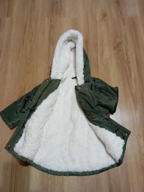 b. ciepła kurtka zimowa dziecięca SMYK w rozm. 92