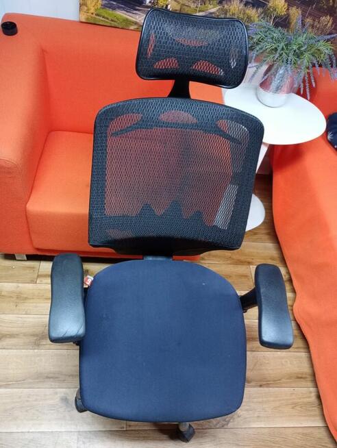 Fotel krzesło ergonomiczne z zagłówkiem GROSPOL fotele krzes