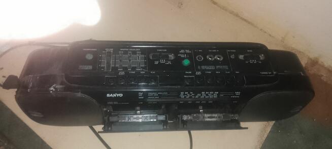 Sprzedam Niemieckie Radio sprawne lat 80