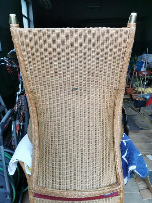 Dwa krzesła do jadalni na taras Lloyd Loom Rattan