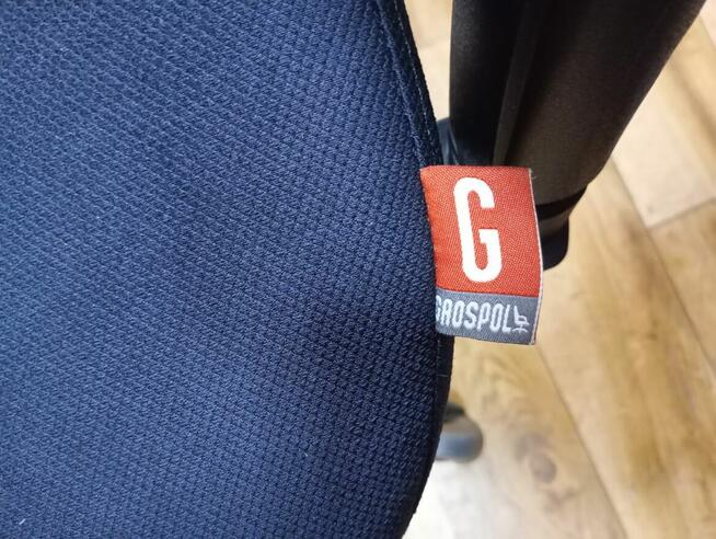 Fotel krzesło ergonomiczne z zagłówkiem GROSPOL fotele krzes