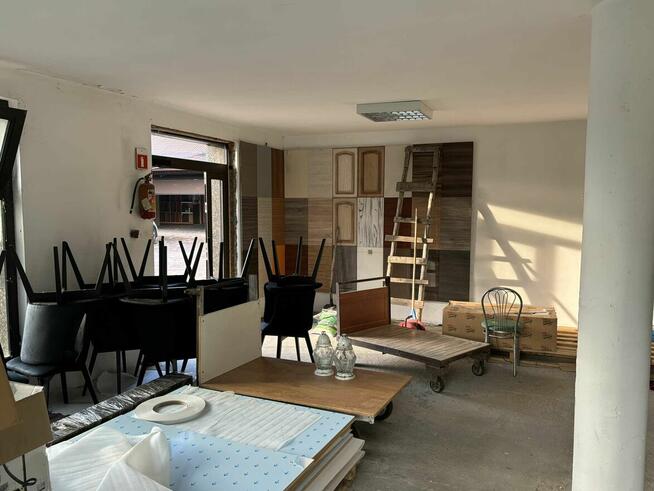 Duży lokal po stolarni z podjazdem dla TIR