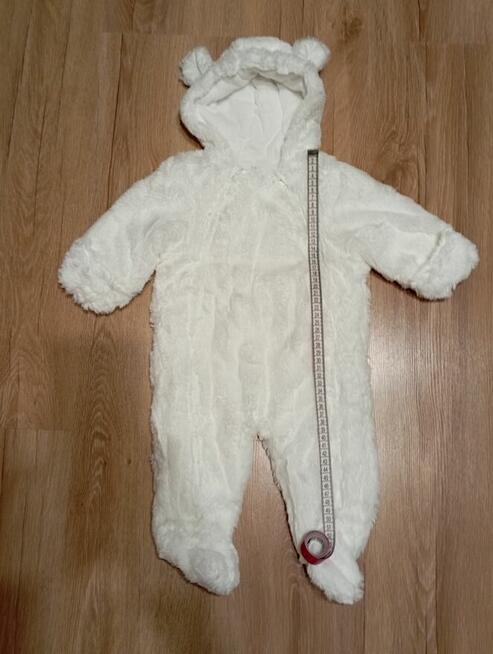 bardzo ciepły kombinezon zimowy biały dziecięcy w rozm. 68