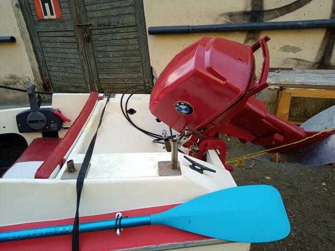 Motorówka spalinowo - elektryczna