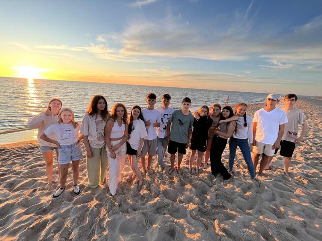 OBÓZ “LATO NA LUZIE – CHILL, SŁOŃCE, PLAŻA” 2025 DARŁOWO